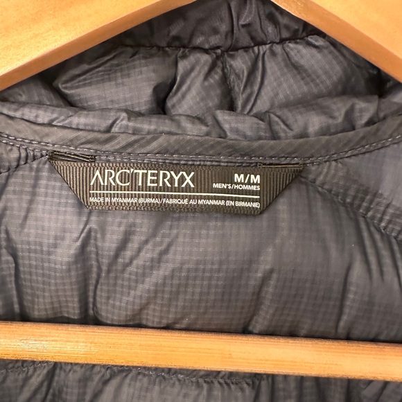 Arc’teryx Men’s Jacket - Picture 11 of 11